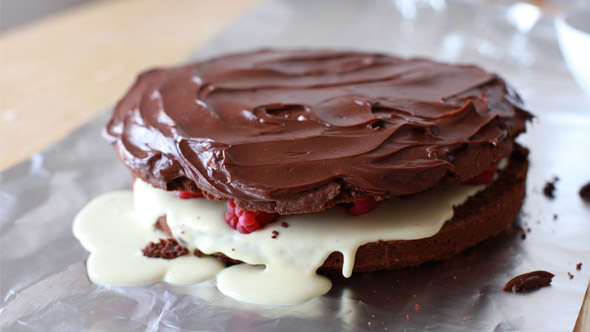 Tamasin Day-Lewis chocolate cake